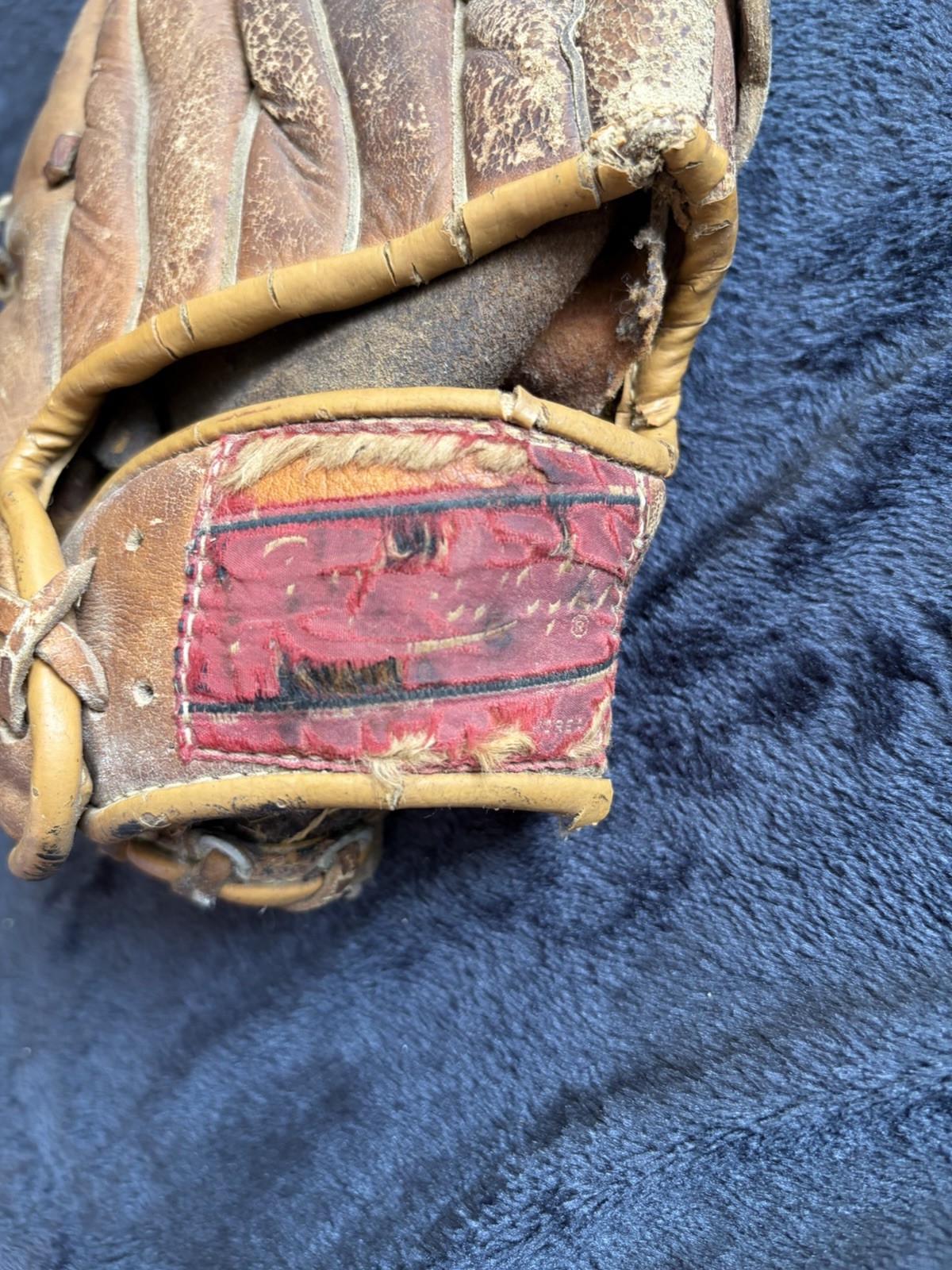 Rawlings Reggie Jackson Vintage Baseball Glove Mitt Collector’s Item Rare Decor