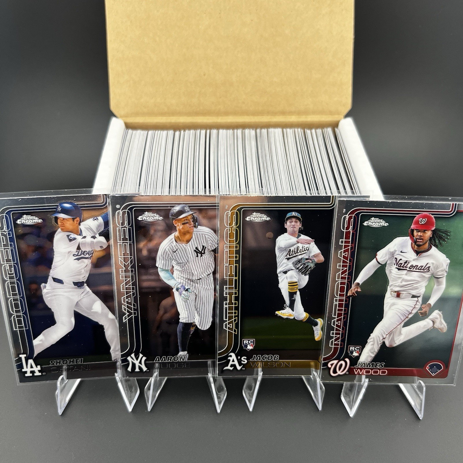 2025 Topps Chrome Base Set You Pick to Complete Your Set #1-300 Free Shipping!!