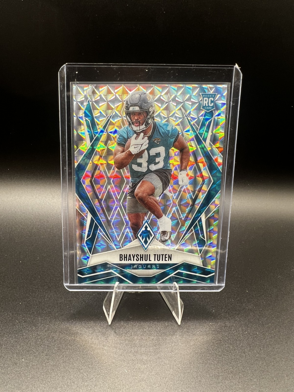 2025 Panini Phoenix – Rookies Bhayshul Tuten #197 Silver Pyramids (RC)