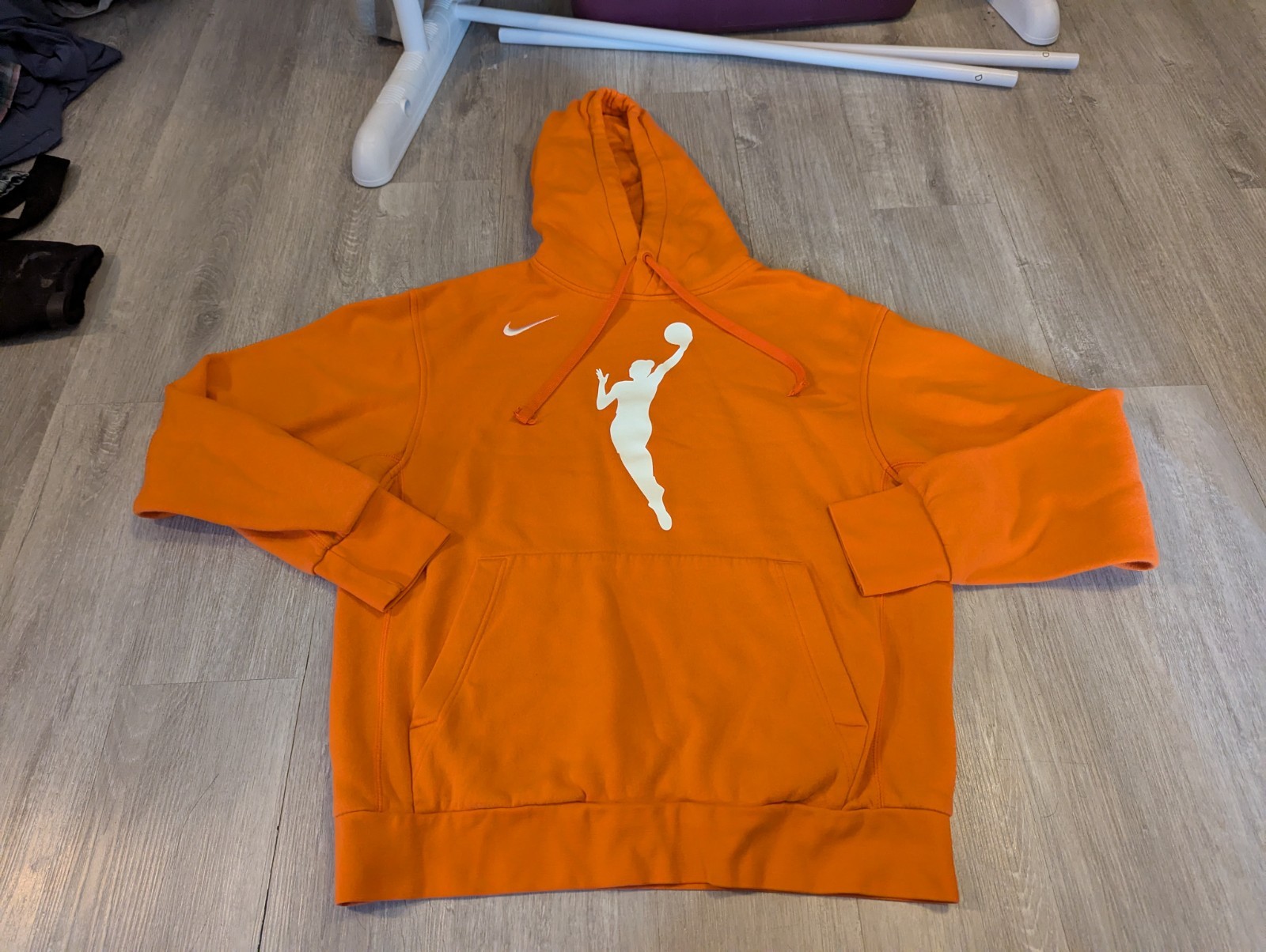 Nike WNBA hoodie Sweatshirt Orange Adult Medium