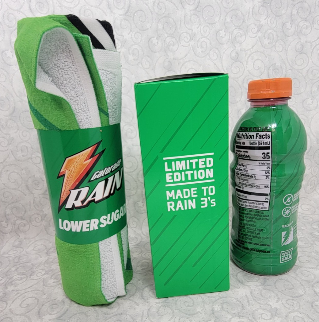 Caitlin Clark x Gatorade Limited Edition – Rain Berry + Sideline Towel /2200