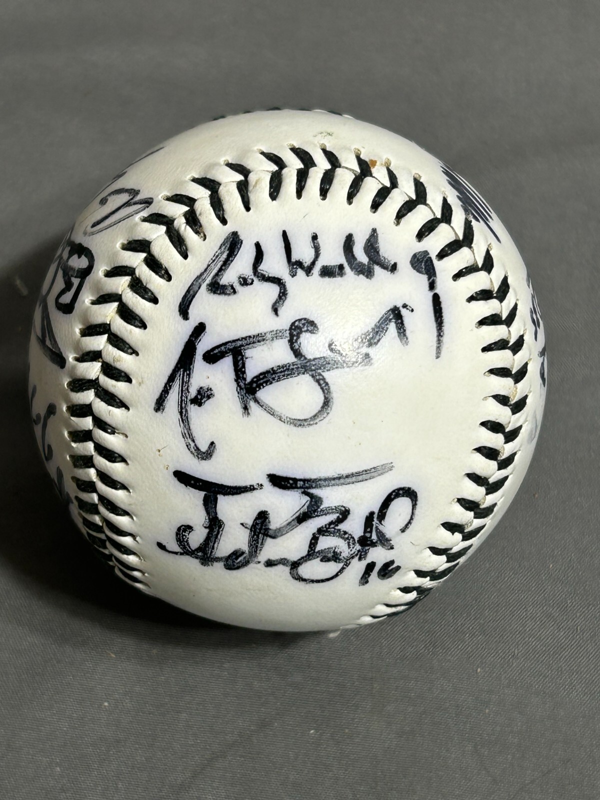 Team signed RIVER CITY RASCALS Baseball FRONTIER LEAGUE Unknown Year