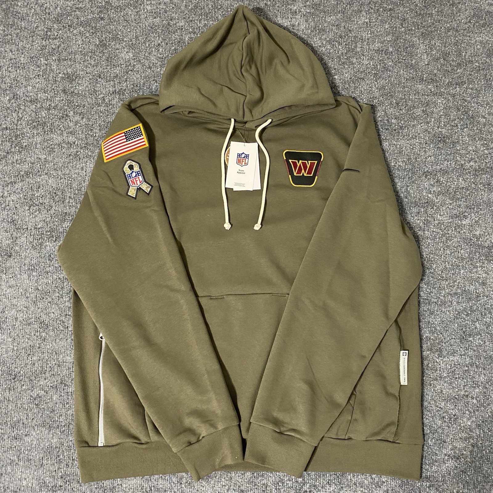 Nike Washington Commanders Salute to Service Standard Issue Mens XL 2025 Hoodie
