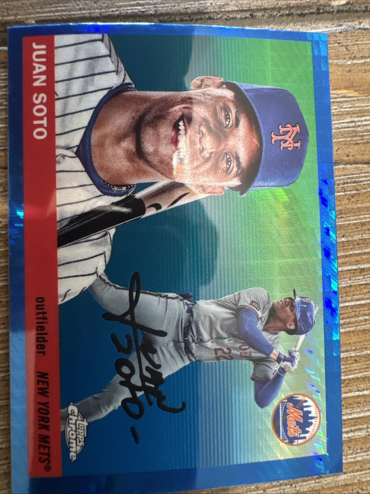 2025 TOPPS CHROME PLATINUM BASEBALL JUAN SOTO BLUE PRISM REFRACTOR