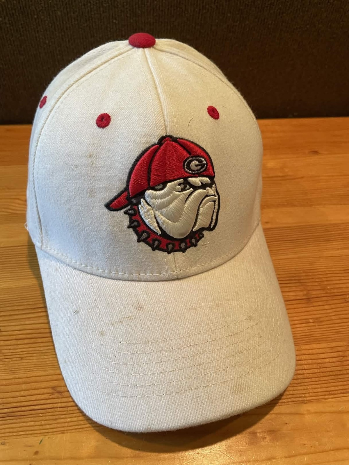 Georgia Bulldogs Mascot Hat White And Red Size L/XL Mens