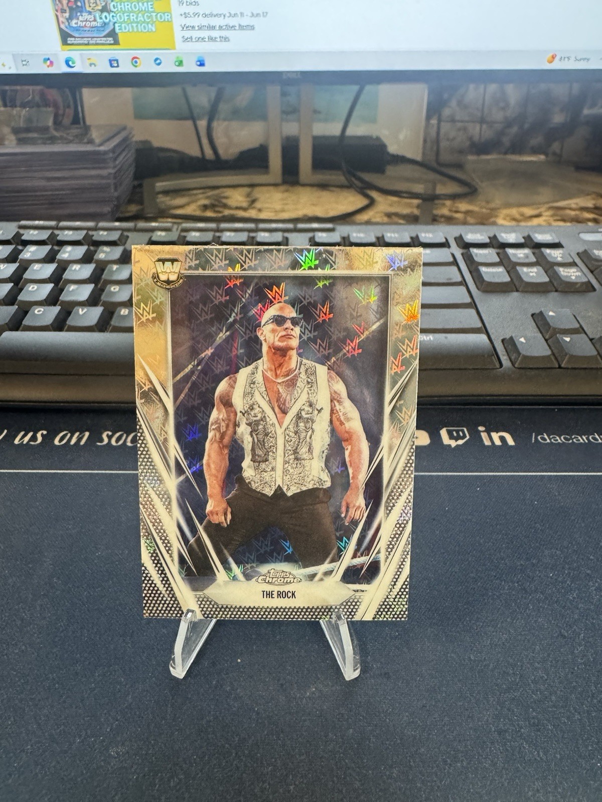 2026 TOPPS WWE CHROME LOGOFRACTOR THE ROCK REFRACTOR #29 WRESTLEMANIA EXCLUSIVE