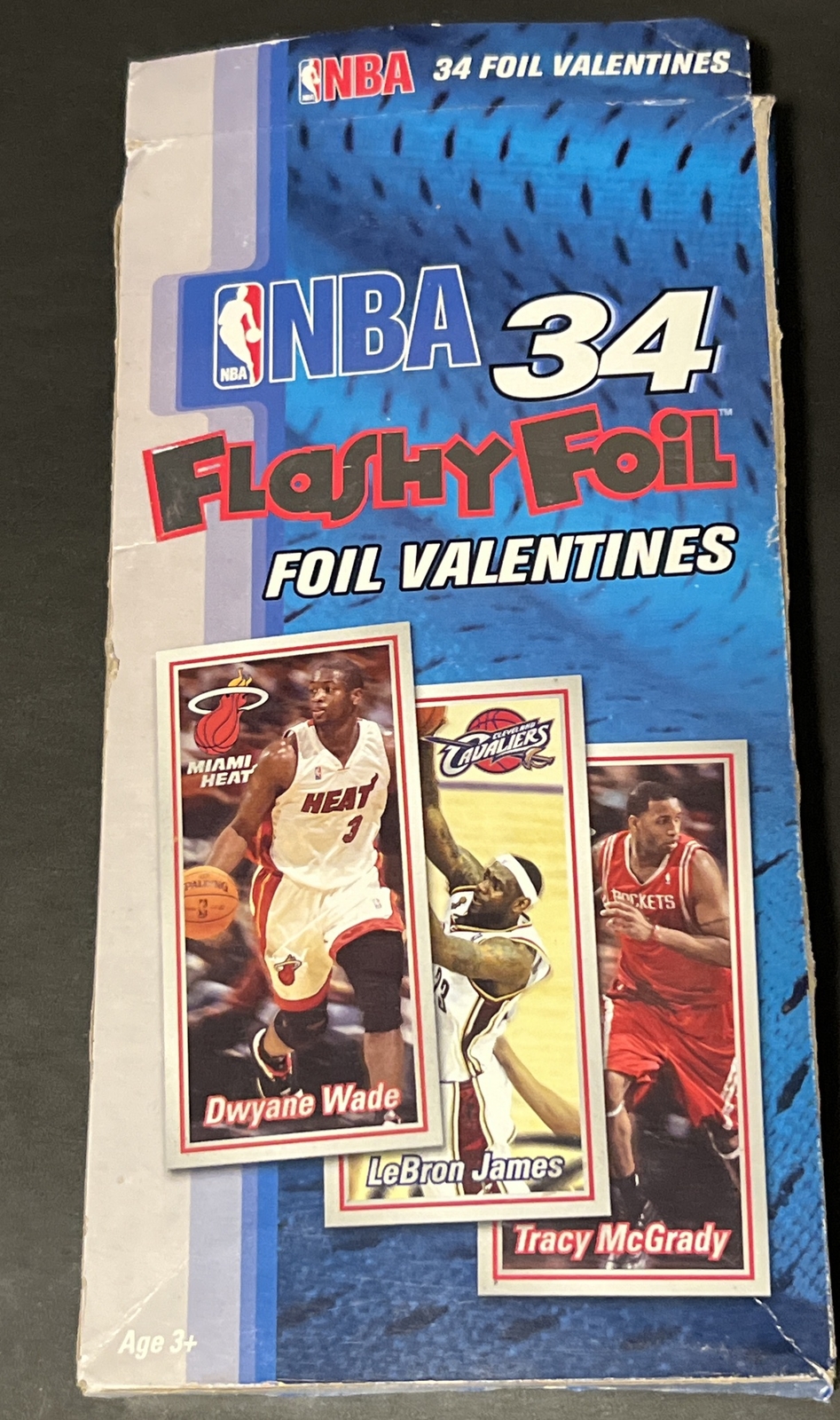 Paper Magic Group | NBA Flashy Foil Valentines Open Package