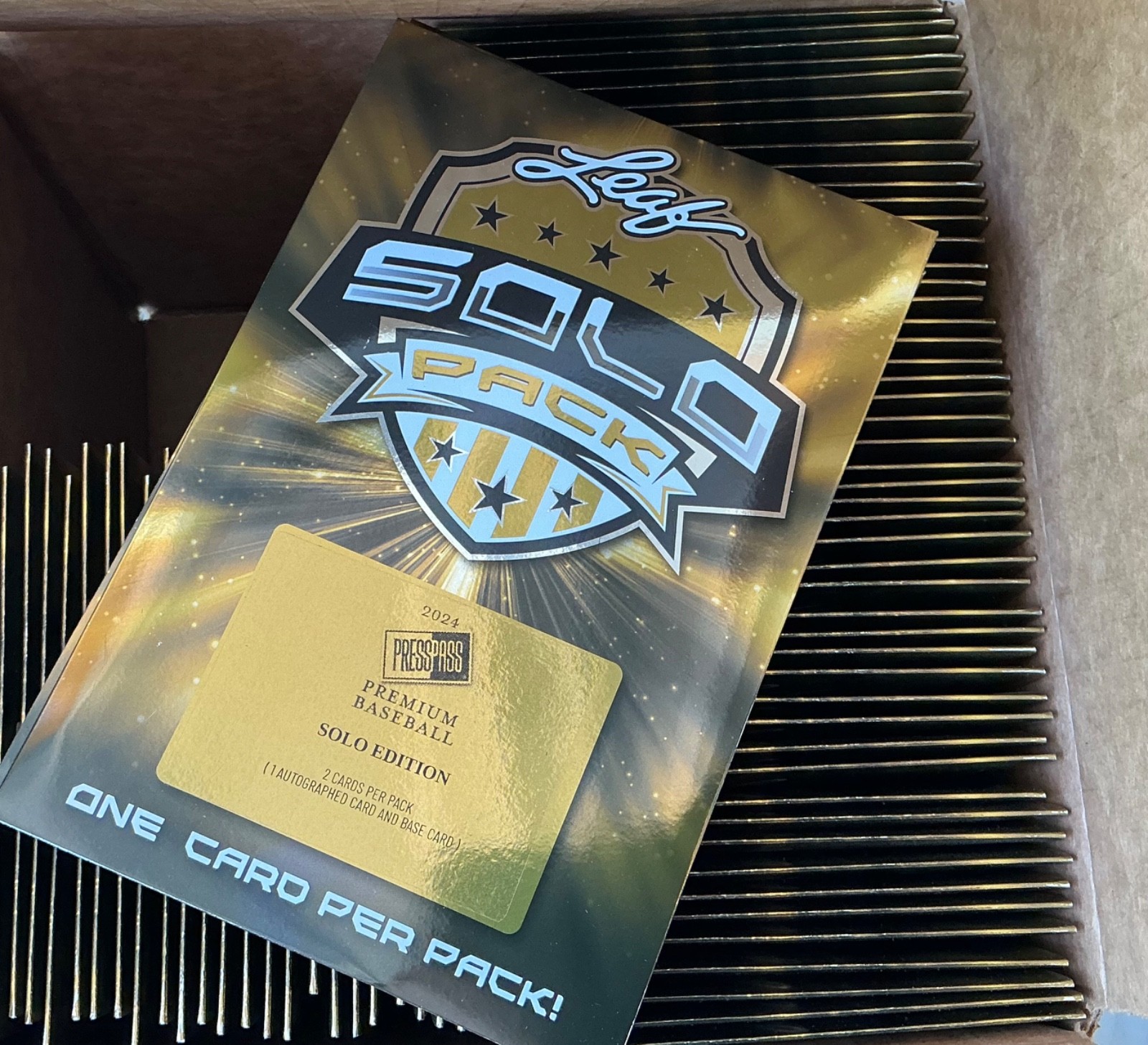 2024 Leaf Press Pass Premium Solo Edition Baseball Pack (1 AUTO & 1 BASE)