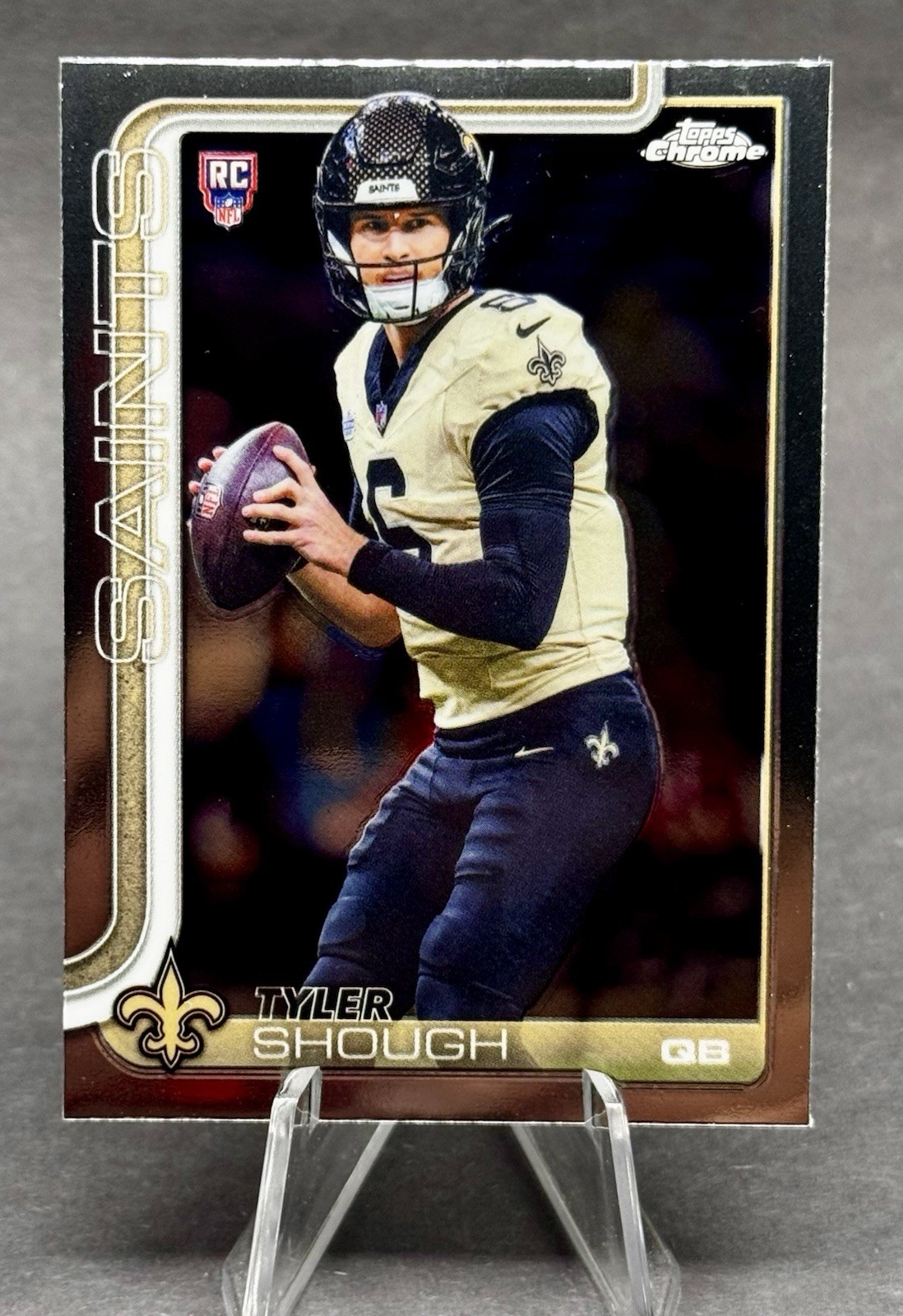 2025 Topps Chrome – Tyler Shough Rookie Base #331 New Orleans Saints (RC)
