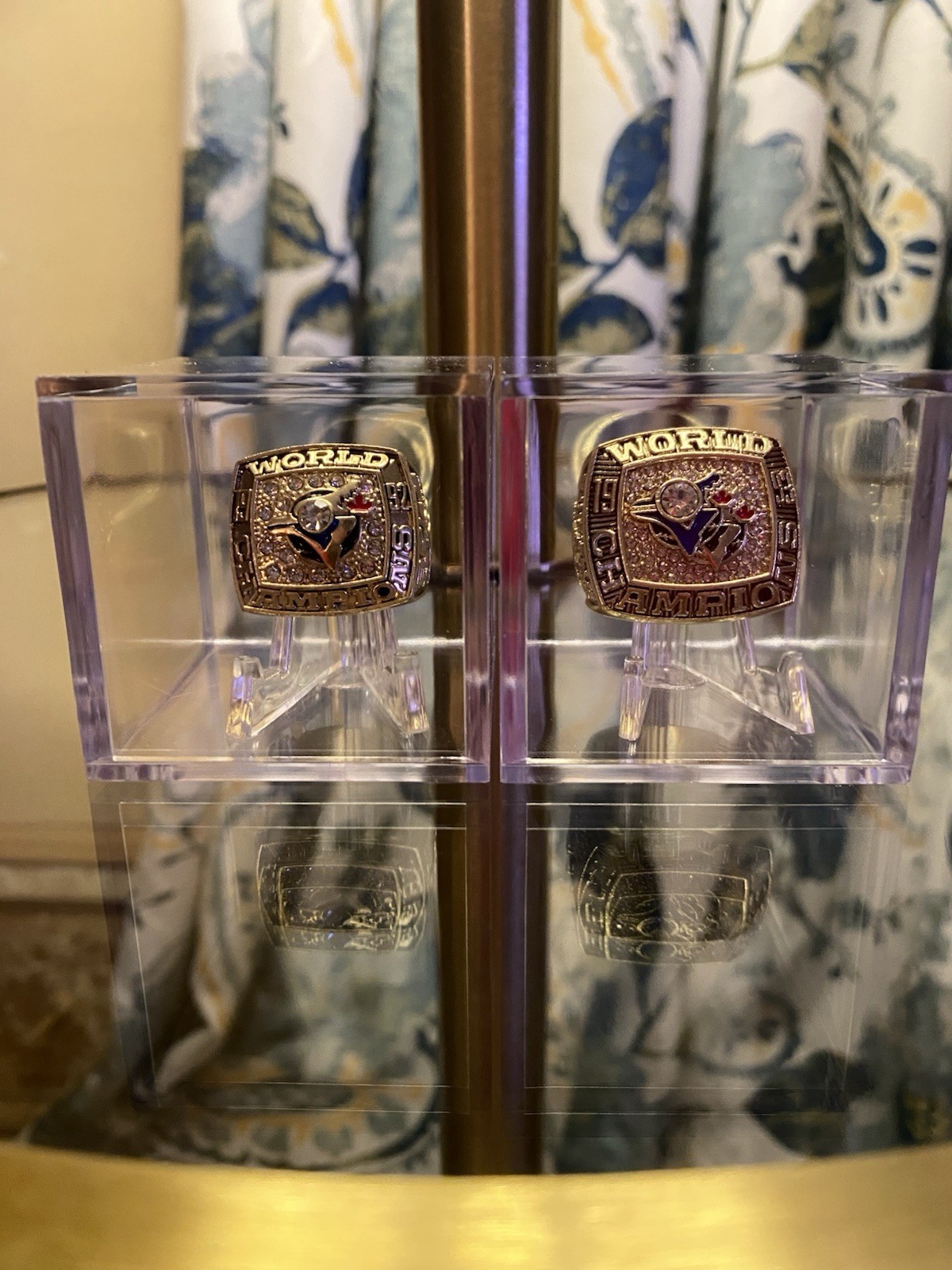 Toronto Blue Jays 1992/93 World Series Ring Set w/Showcase Cubes Bell/Hansen