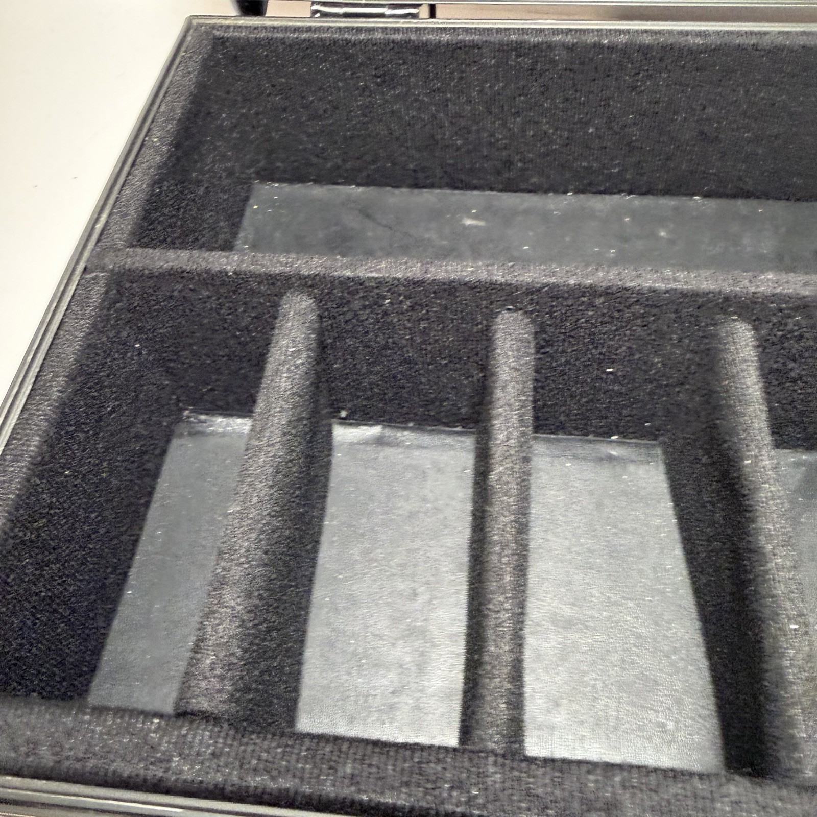 KakapopoTCG Trading Card Lockable Case Black W/ Dividers Large Capacity DeckBox￼