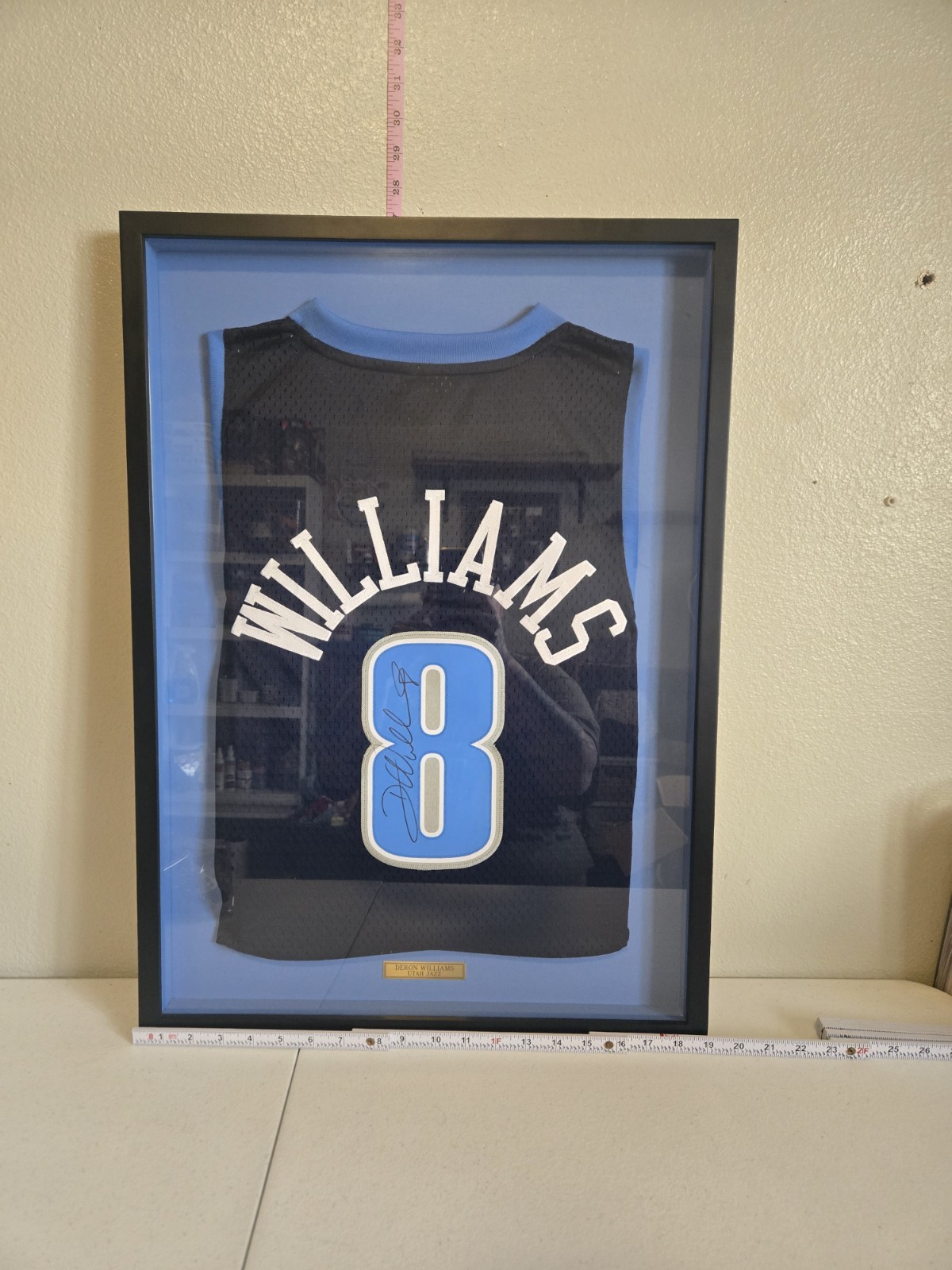 NBA Utah Jazz Deron Williams Professionally Framed Autogragh Jersey Number 8