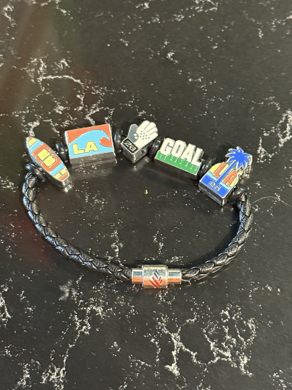 FIFA BofA 2026 World Cup Fan Fest Los Angeles Charm Bracelet – Multicolor⚽️