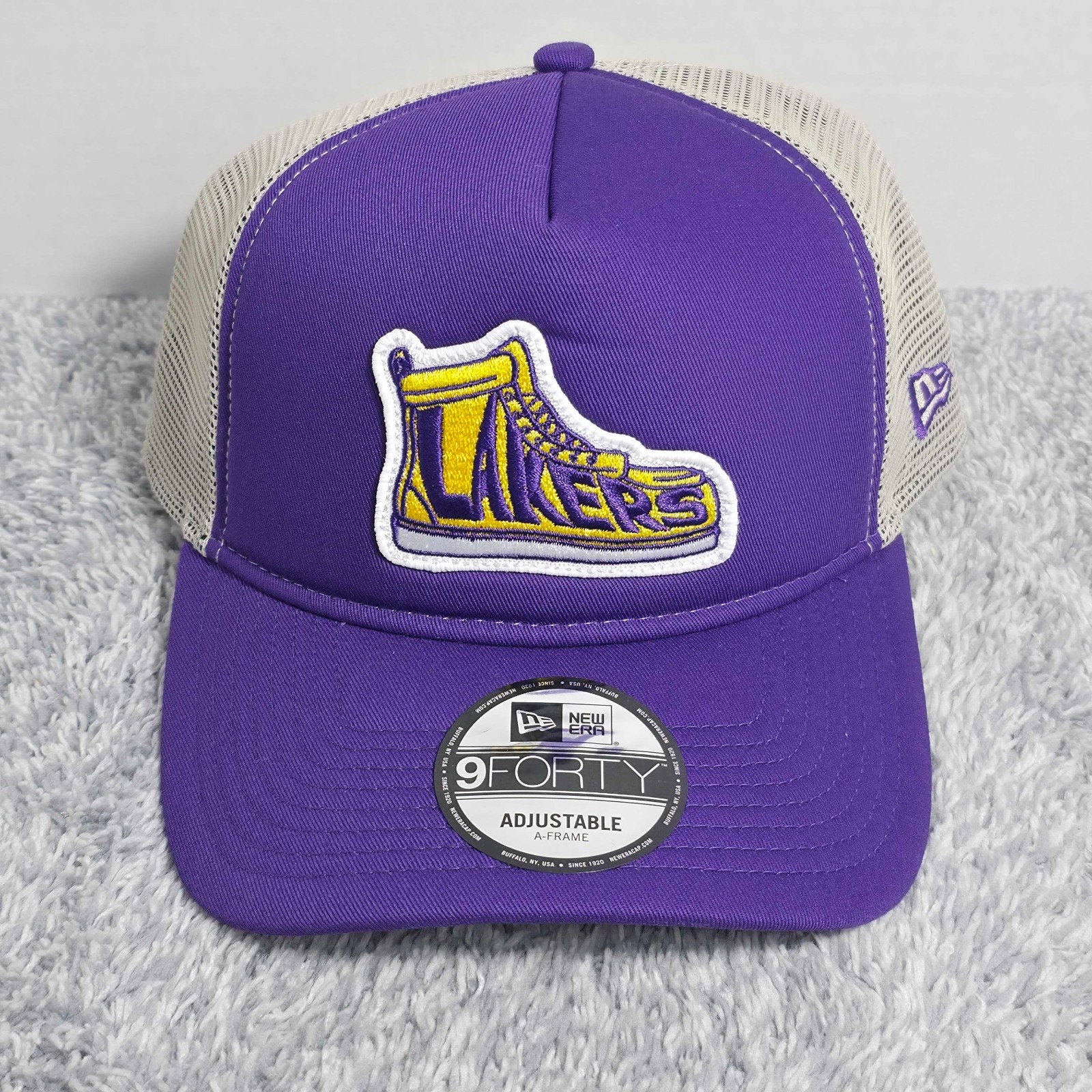 New Era 9FORTY Los Angeles Lakers Sneaker NBA Trucker Snapback Cap Hat Purple
