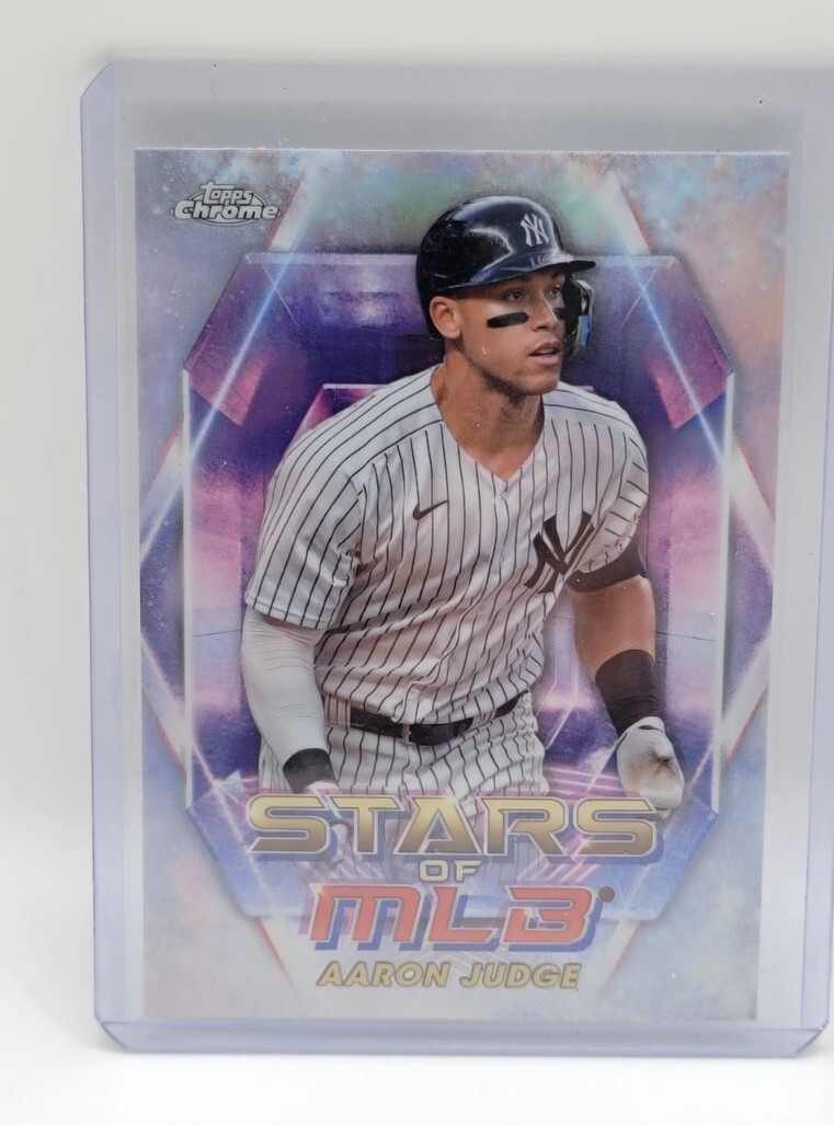 2023 Topps Series 1 – Stars of MLB Chrome #SMLBC-13 Aaron Judge
