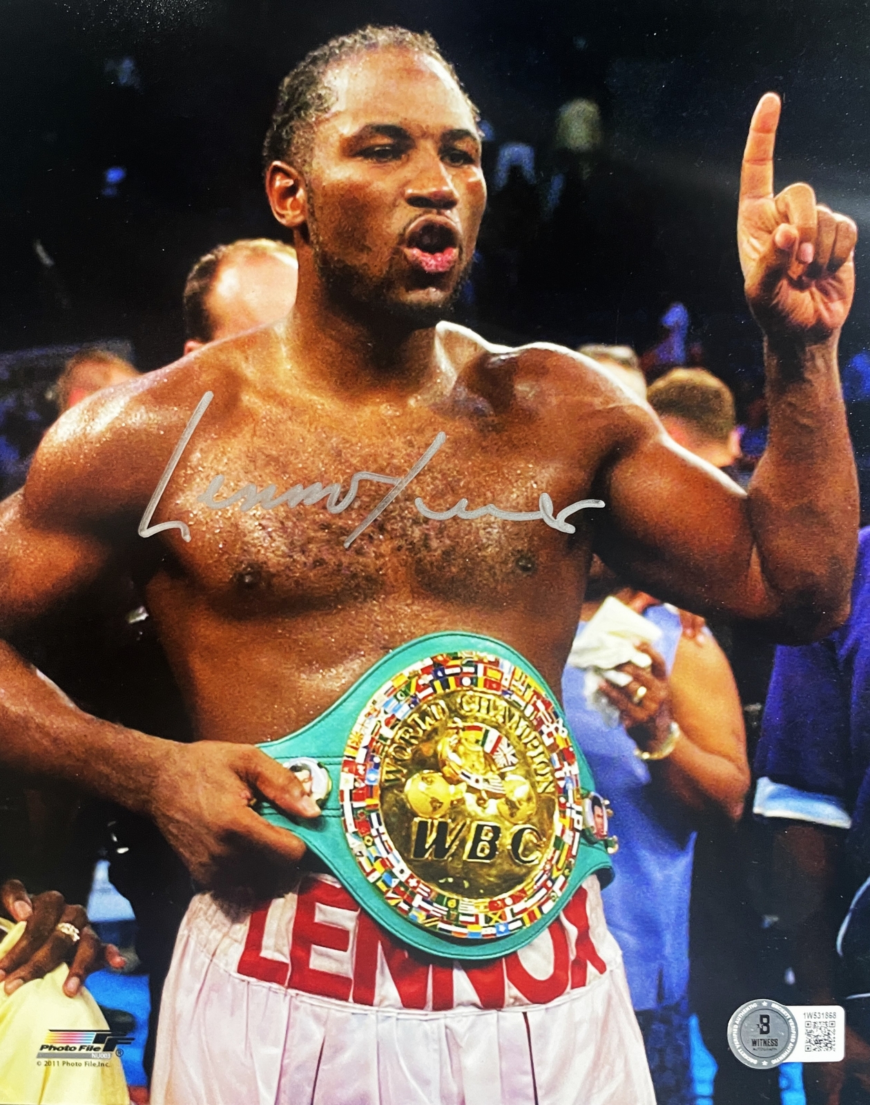 Lennox Lewis Autographed/Signed 8×10 Photo Beckett 44692