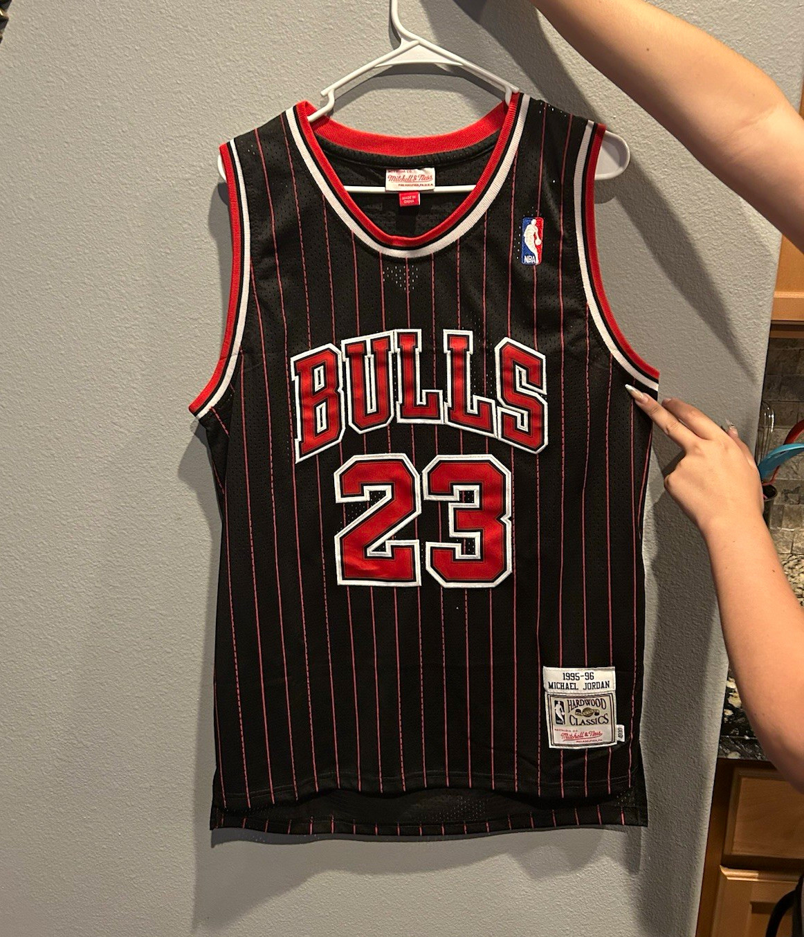 Mitchell & Ness Michael Jordan #23 Chicago Bulls 1995-96 Black Jersey M