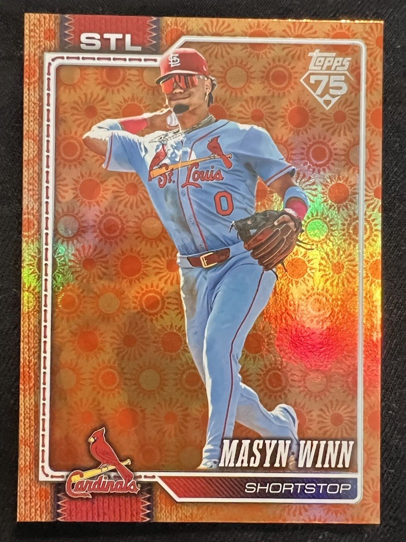 2026 Topps Series 2 – Holiday Sun Parallel – Masyn Winn – Cardinals – #526