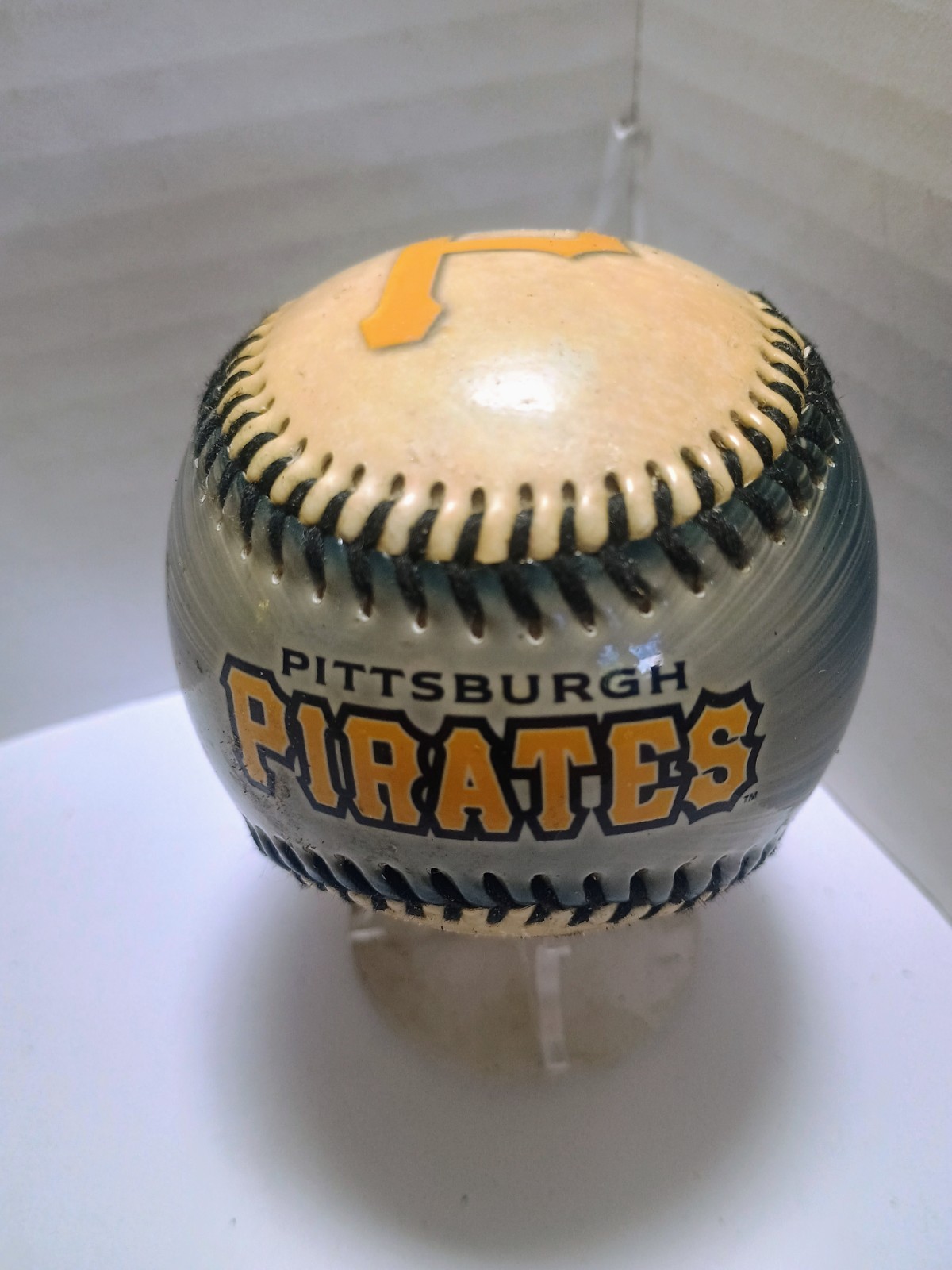 Pittsburgh Pirates Collectable Souvenir Baseball **Your Choice**
