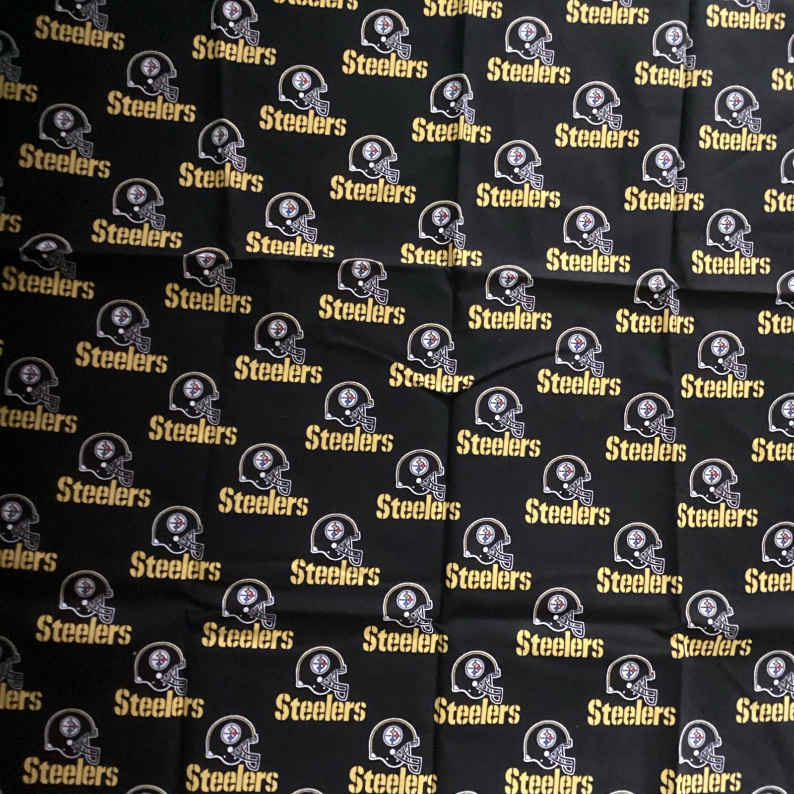 NFL PITTSBURG STEELERS FABRIC 100% COTTON BRAND NEW DESIGN 1 YARD PIECE