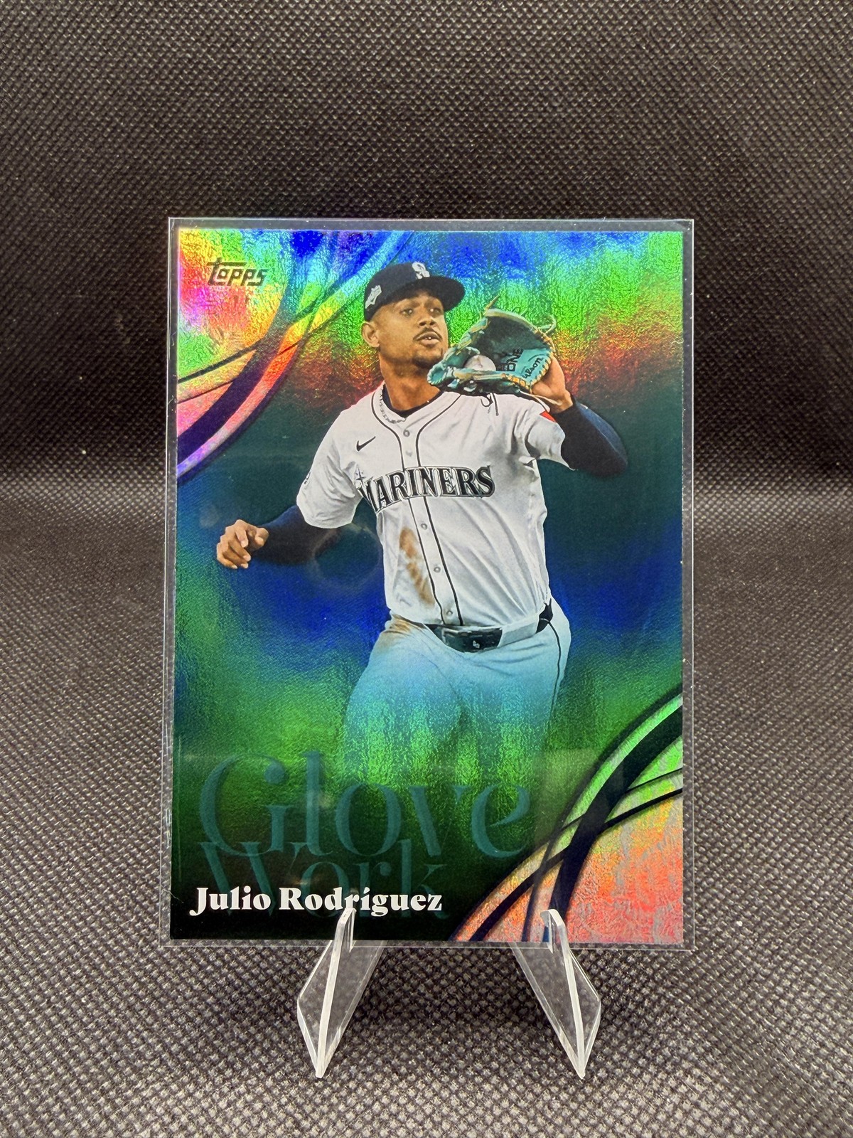 2026 Topps #GW-31 Julio Rodríguez Glove Work