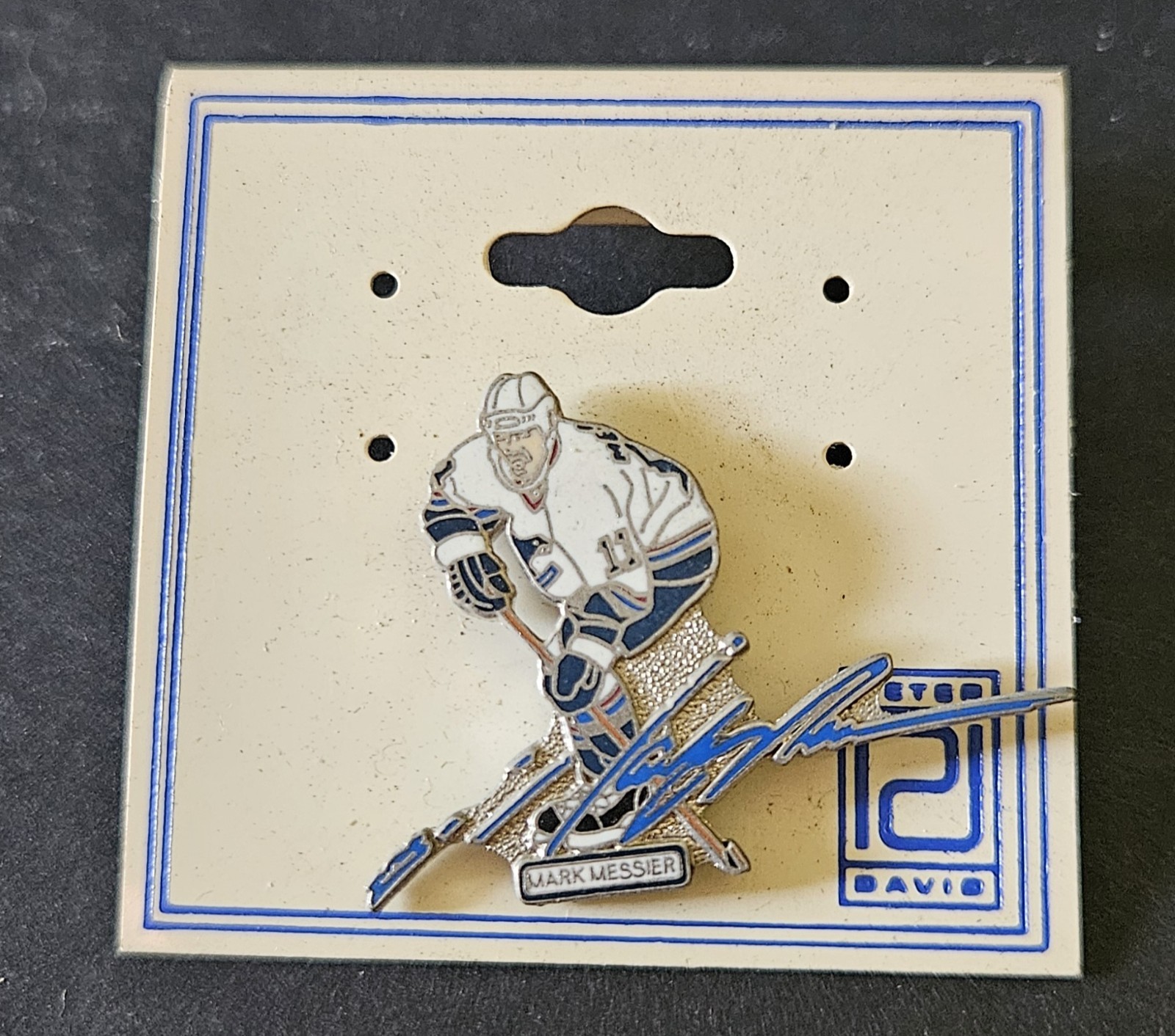 Mark Messier 1999 NHL New York Rangers Signature Pin