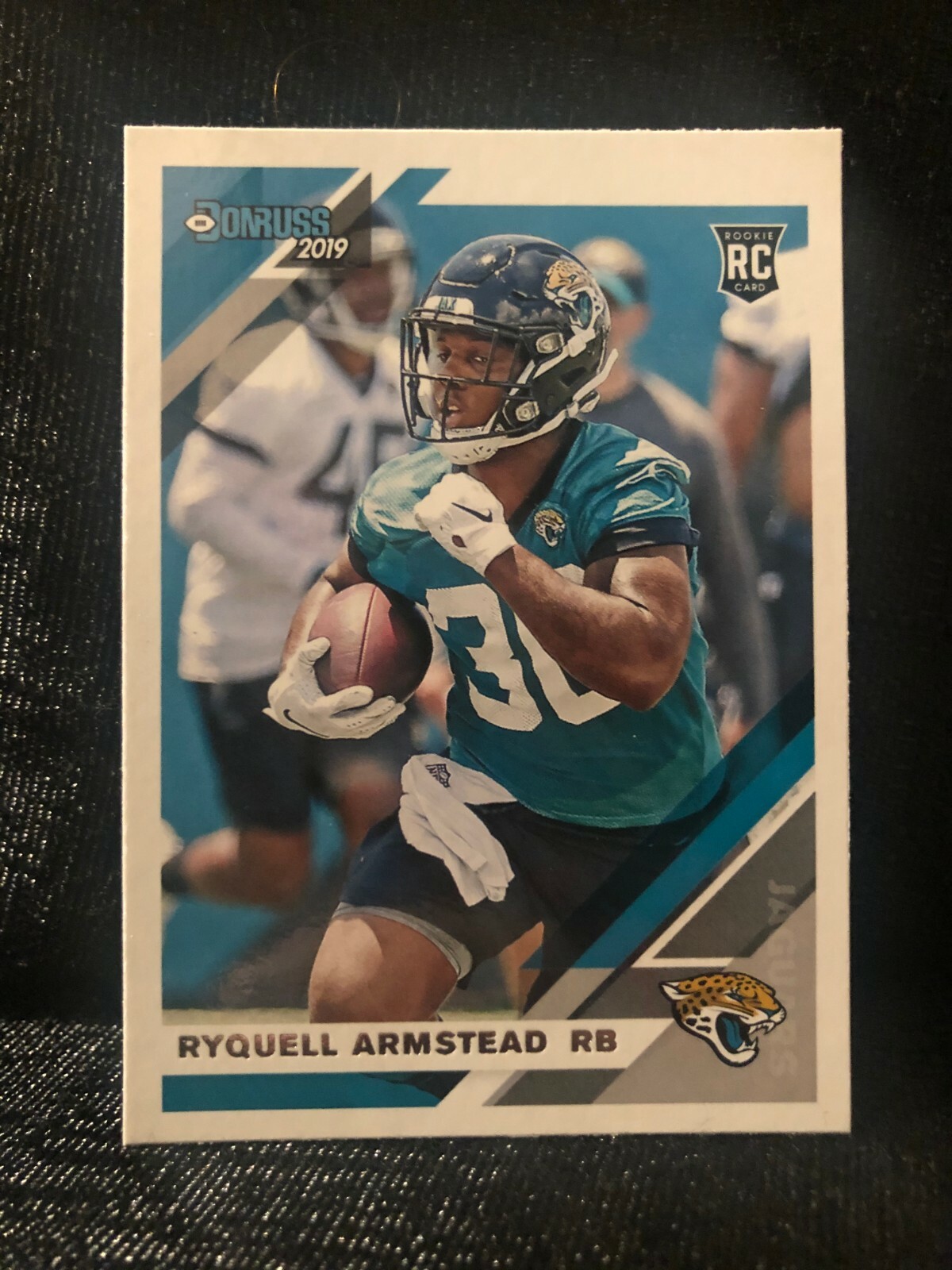 YOU PICK 251-350 COMPLETE YOUR SET 2019 DONRUSS FOOTBALL ROOKIES ROOKIE CARD