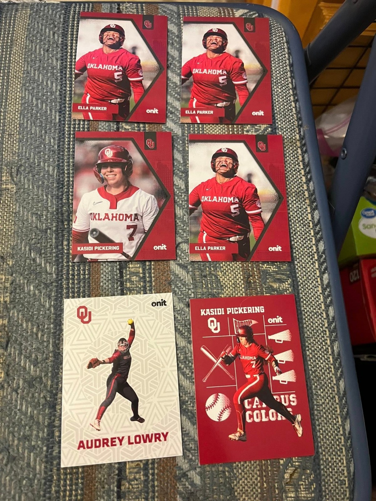 LOT 6 2026 ONIT NIL ATHLETE OKLAHOMA SOFTBALL INSERT CARDS CAMPUS COLORS, FUSION