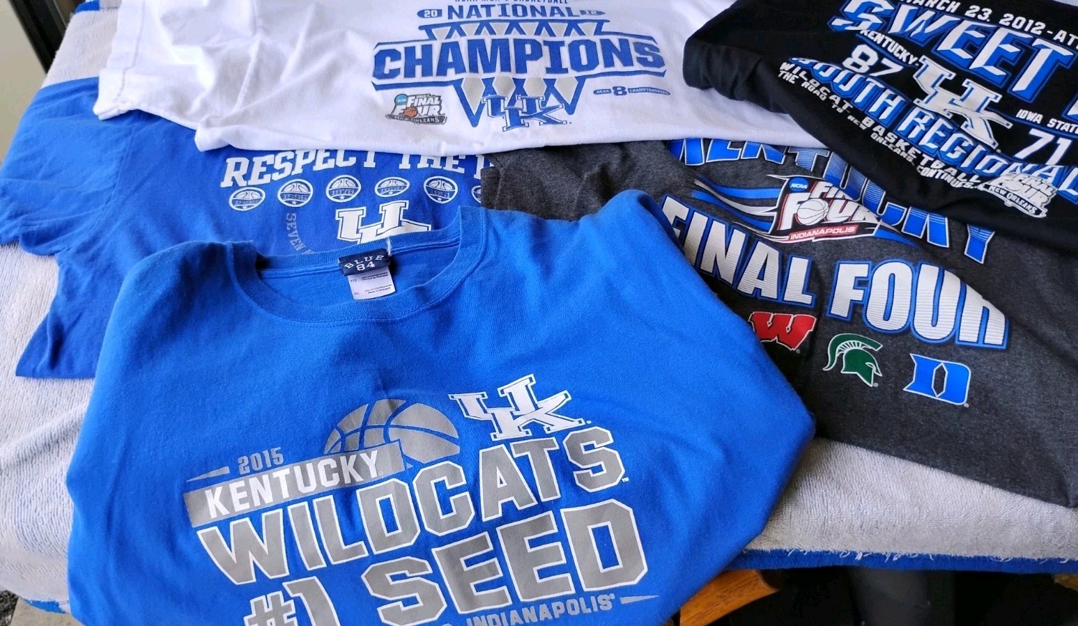Lot Of 5 Men’s T-shirts University Kentucky NCAA Champions,FINAL FOURS XL to L