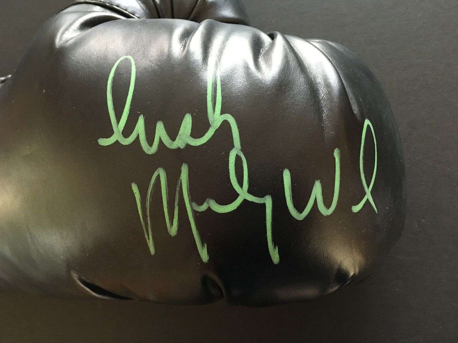 MICKY WARD AUTOGRAPHED RIGHT BLACK BOXING GLOVE J.S.A.