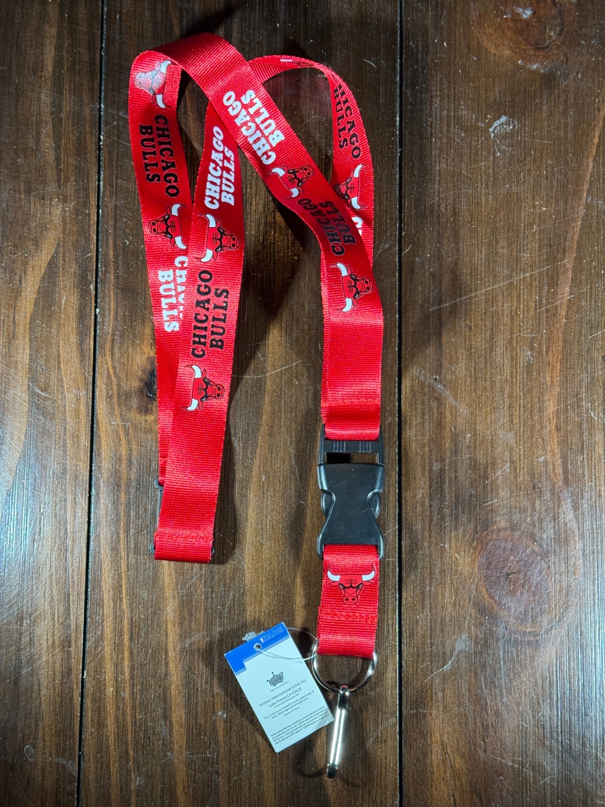 Chicago Bulls NBA Lanyard with Detachable Key Chain Reversible Red