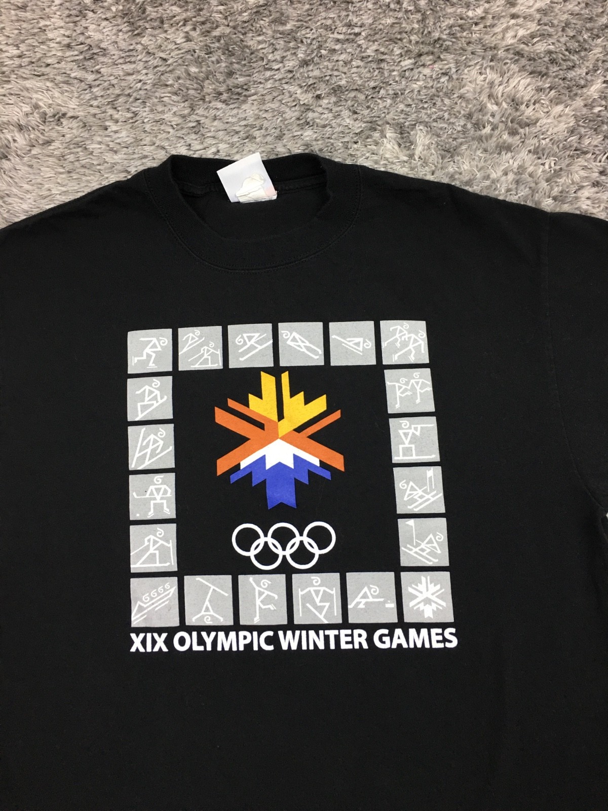 2002 Salt Lake Olympics Winter Games Black Crew Neck T Shirt Large
