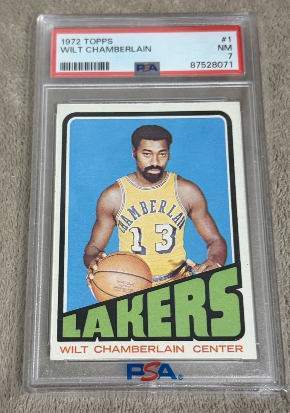 1972 Topps Wilt Chamberlain #1 PSA 7