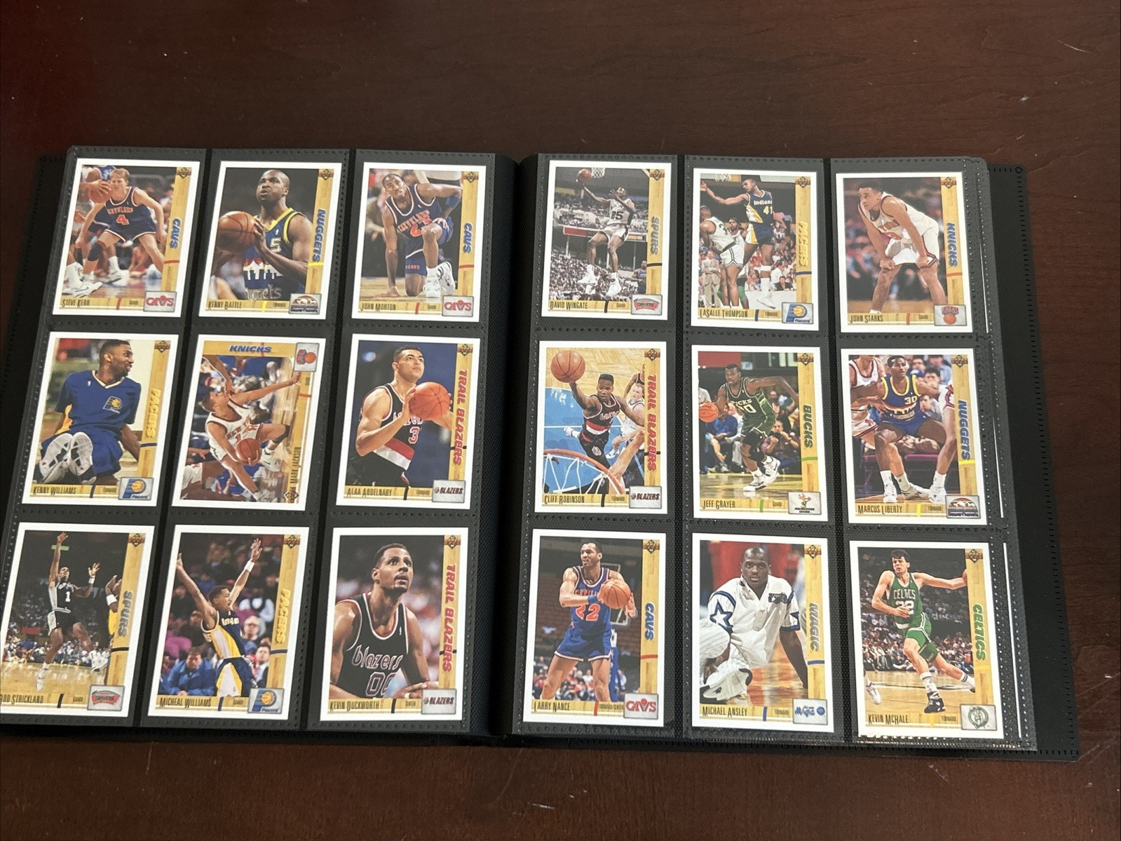 1991-92 Upper Deck Inaugural NBA Basketball Complete Set #1-400 w/ Binder