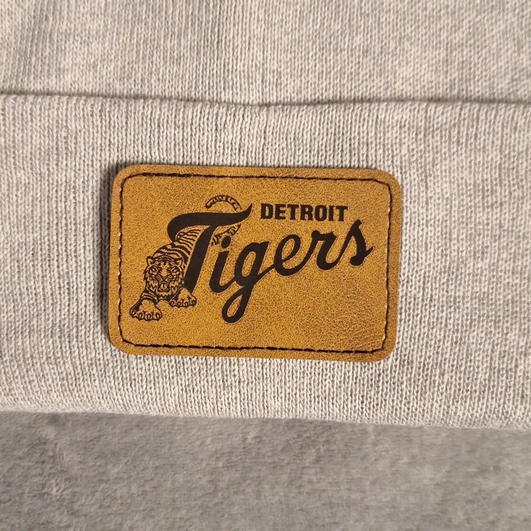 Detroit Tigers Leather Rectangle Patch Gray Beanie Cap MLB