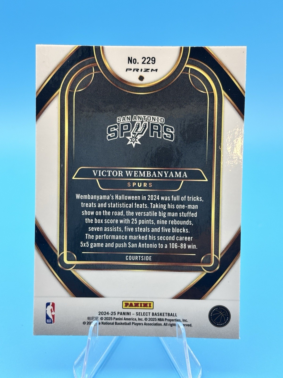 2024-25 Panini Select – Courtside Victor Wembanyama #229 Blue Prizm