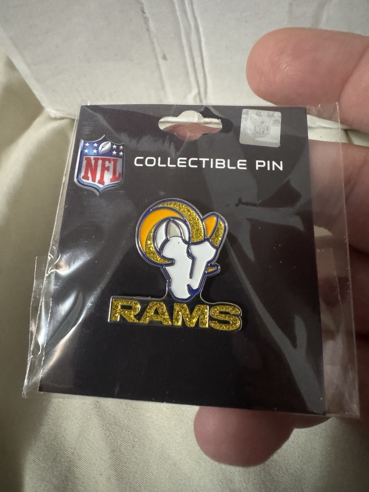 Los Angeles Rams ✨ GLITTER ✨ Pin NFL Licensed