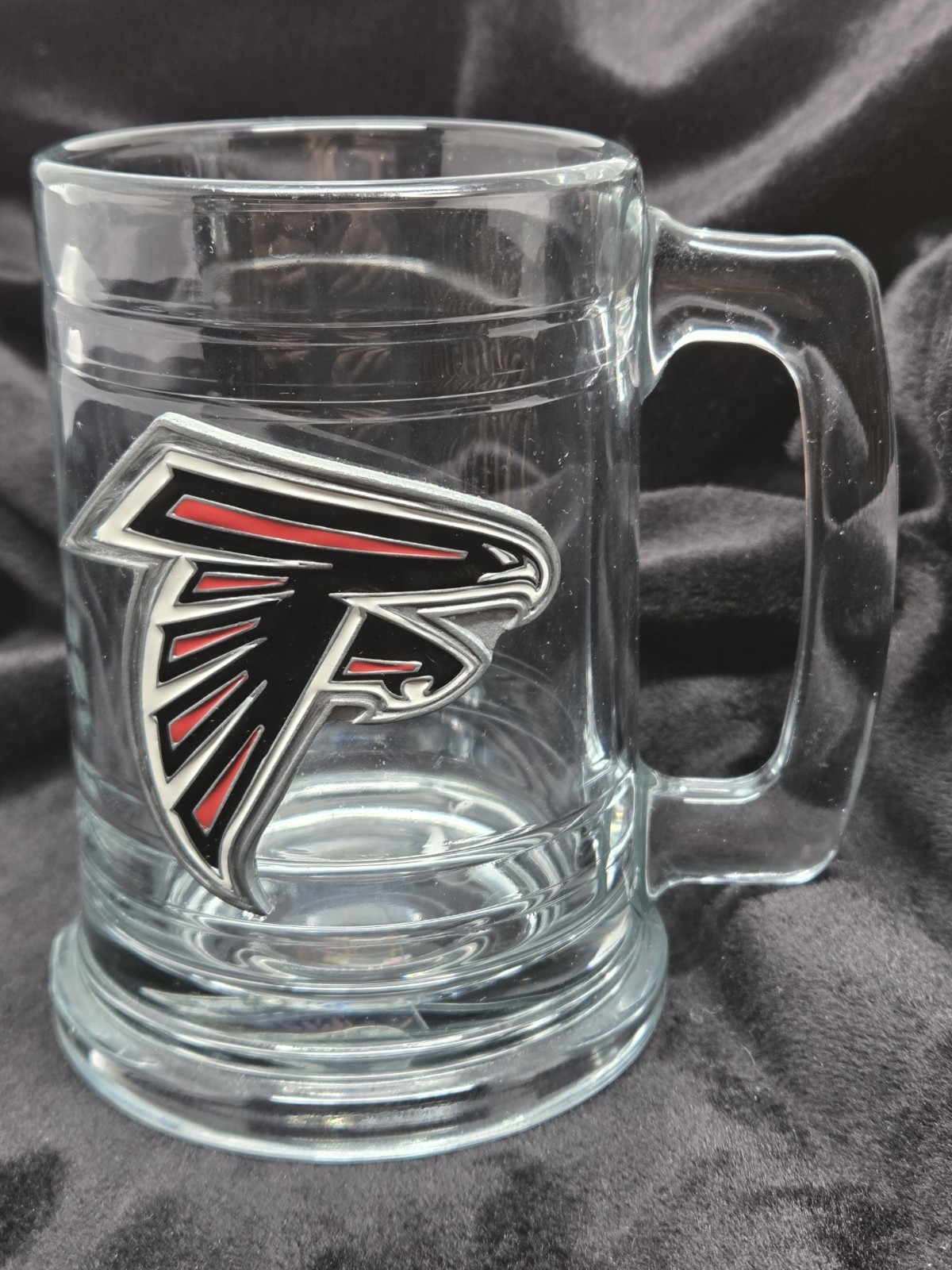 Atlanta Falcons NFL 14 oz Heavy Clear Glass Beer Mug with Metal Crest Emblem