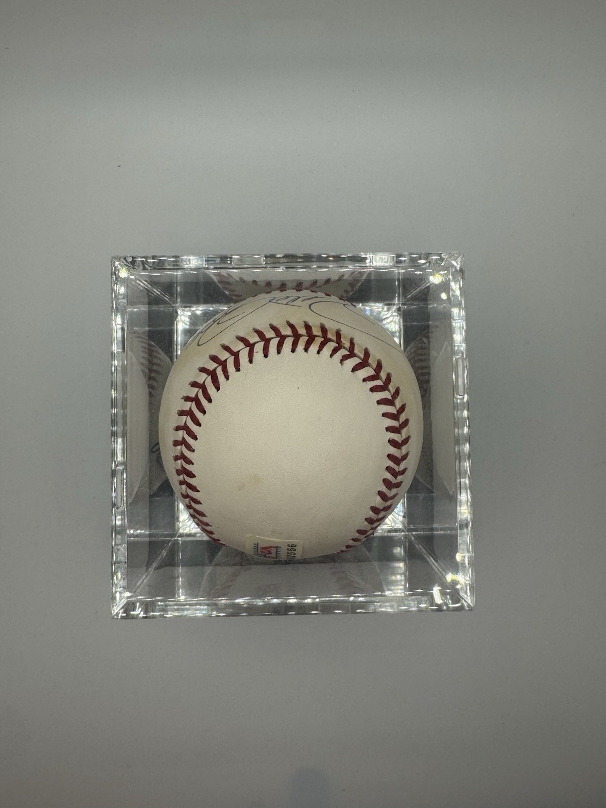 Pete Rose Signed Rawlings Baseball PSA/DNA Authenticated Autographed w/ Case