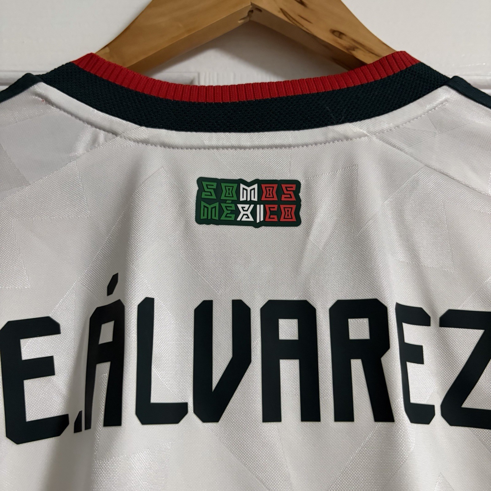 Adidas Mexico Authentic Away World Cup Jersey 2026 Men’s Large E Alvarez #4