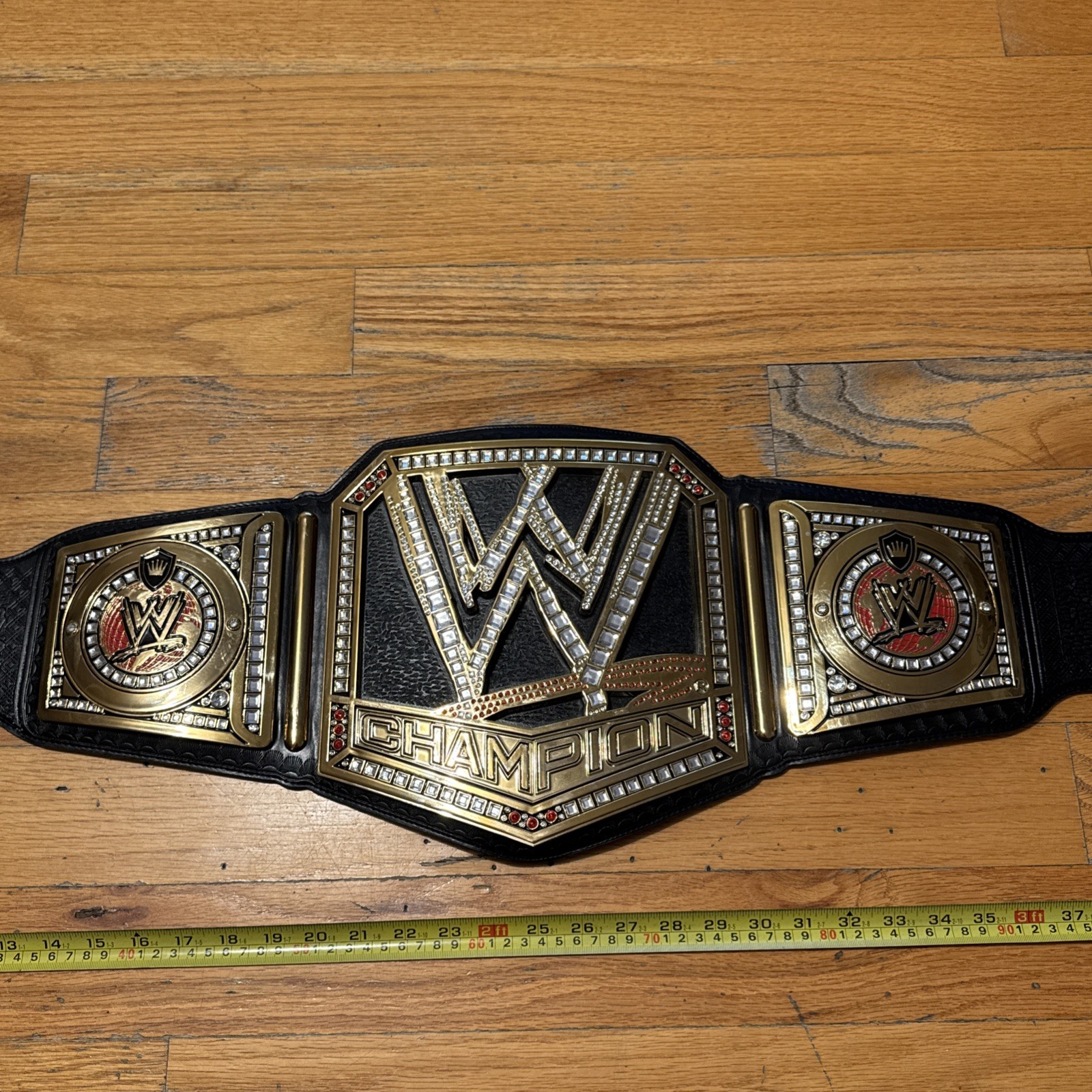 WWE Scratch Logo 2013 replica commemorative belt FIGS V1