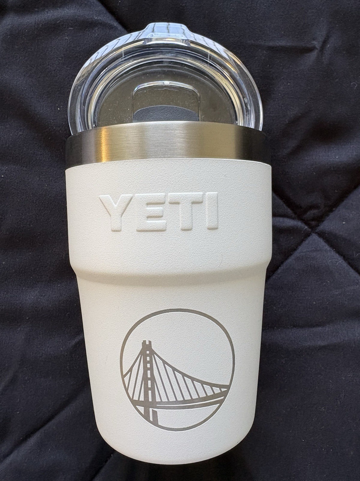 YETI White Rambler 16 oz Stackable Cup w/ MagSlider Lid. Golden State Warriors