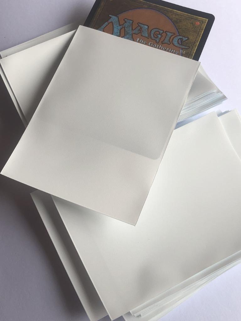 Lenayuyu 100pcs whiteW Protector Standard MTG Card Sleeves 66x91mm Glossy