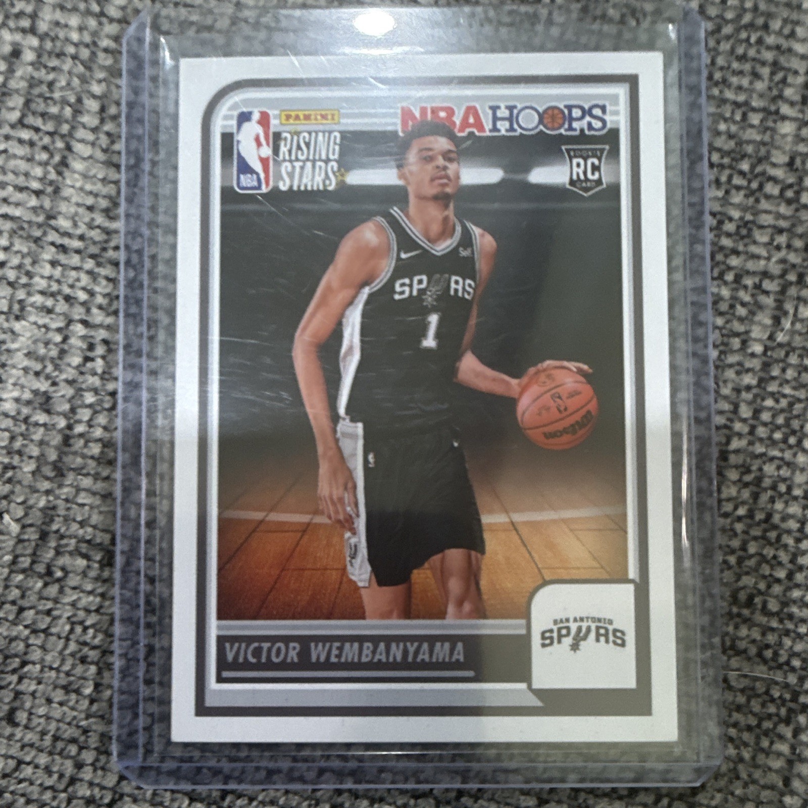 2023-24 Panini NBA Hoops Rising Stars Victor Wembanyama Rookie Card Limited SSP