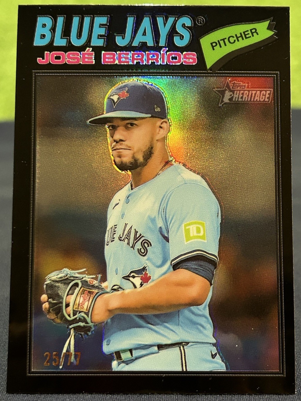 2026 Topps Heritage Chrome- José Berríos #56 Black Border /77