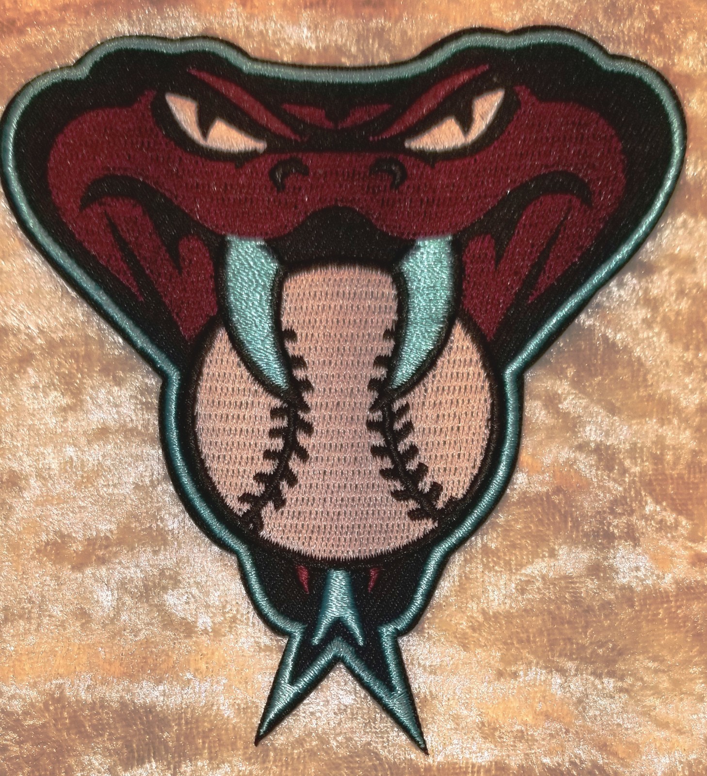 Arizona Diamondbacks 4″ Snake Sleeve Iron /Sew On Patch~Free Tracking~