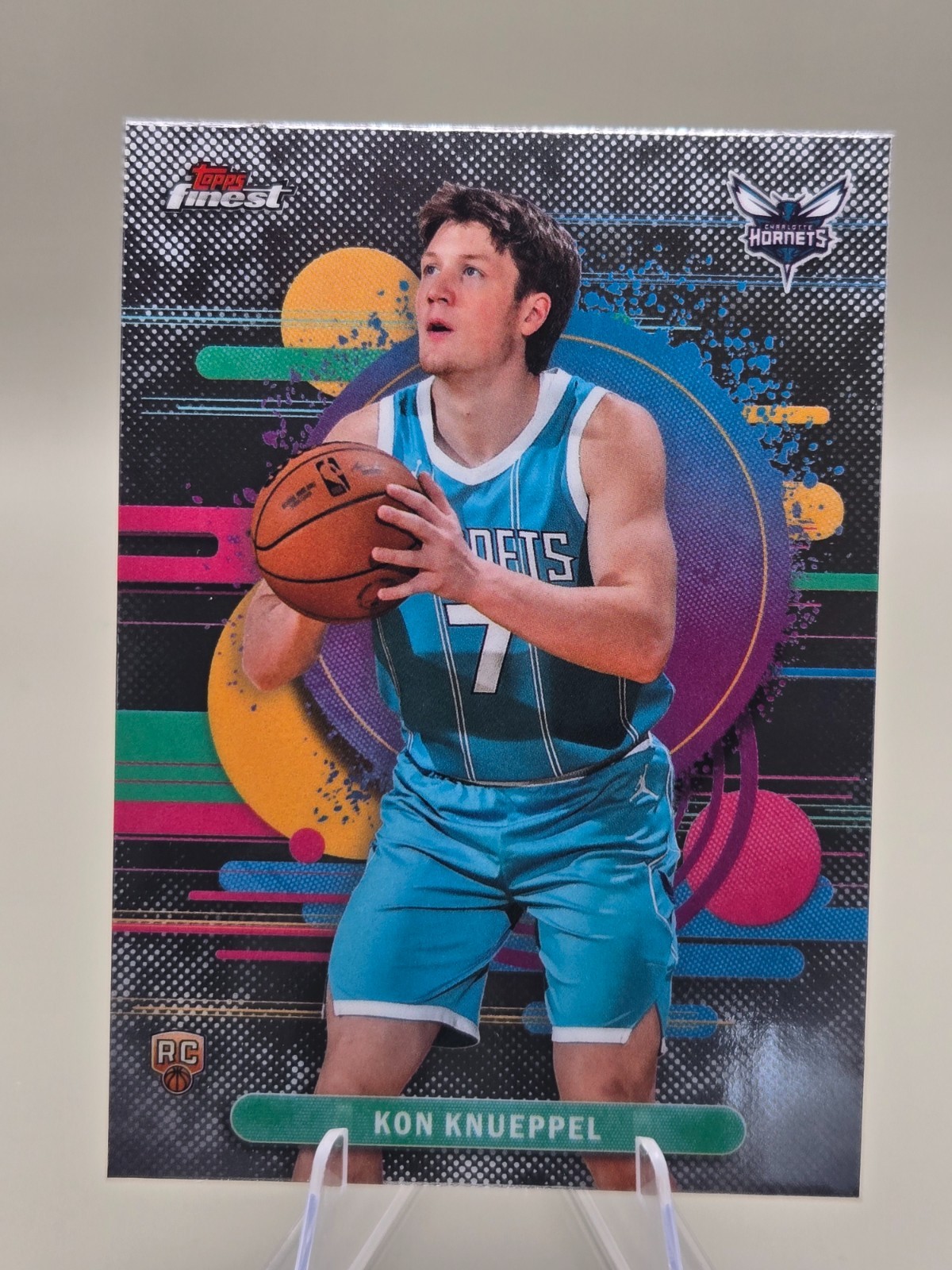 2025-26 Topps Finest Kon Knueppel RC #104 Charlotte Hornets (Uncommon) 🔥
