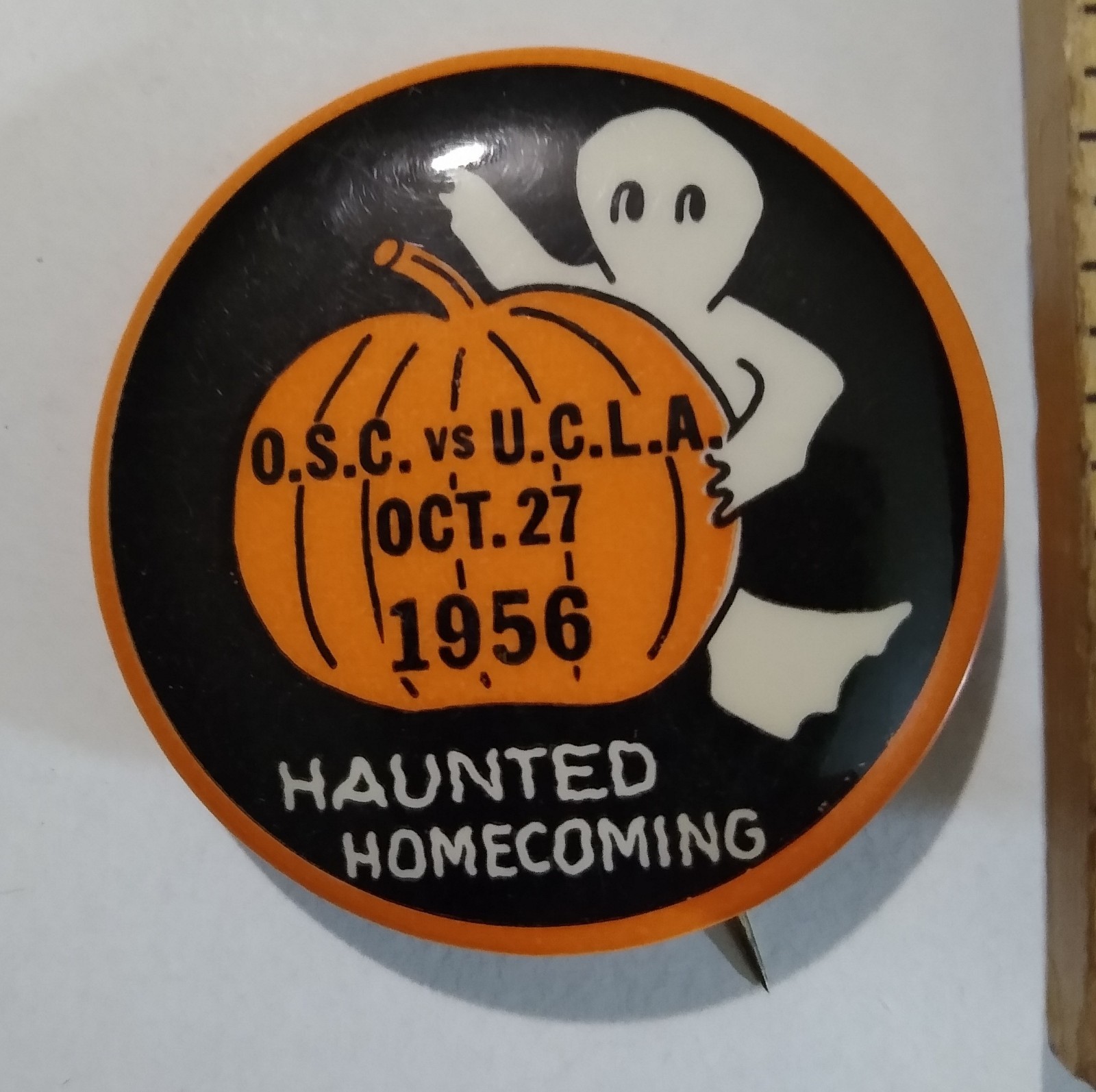 Oregon State vs UCLA Pinback 1956 Haunted Homecoming Halloween Beavers Pumpkin