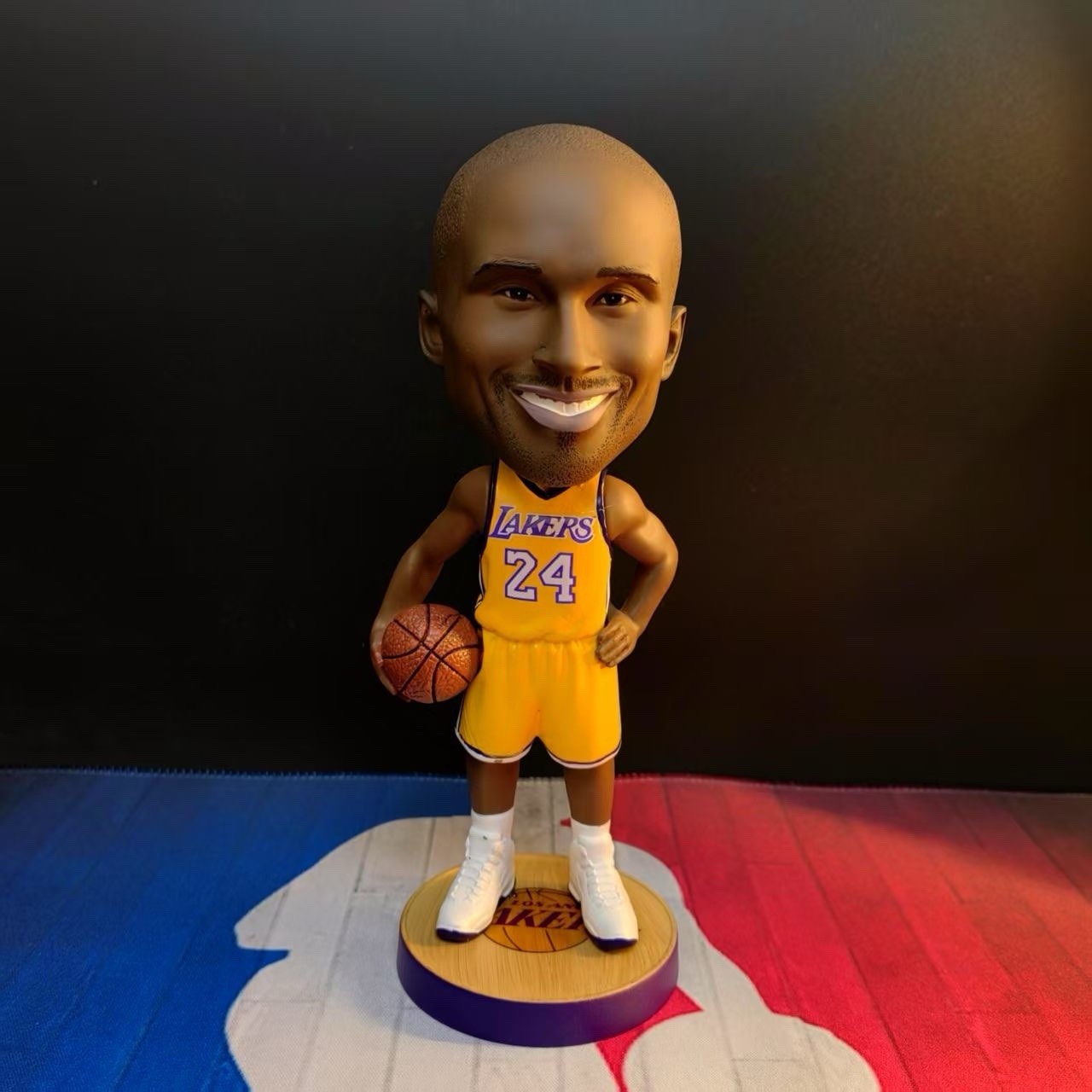 Los Angeles Laker #24 Kobe Bryant Bobble Heads Action Figure Toy Gift USA Seller