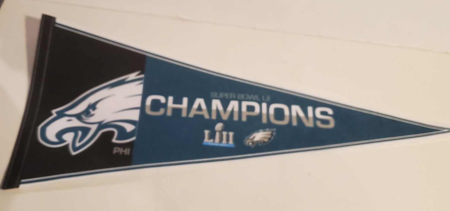 PHILADELPHIA EAGLES NFL FOOTBALL SUPER BOWL LII 52 CHAMPIONS FELT PENNANT 2017